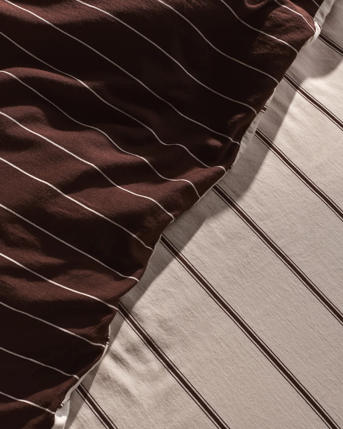 Versa Duvet Cover | Vanilla & Mahogany