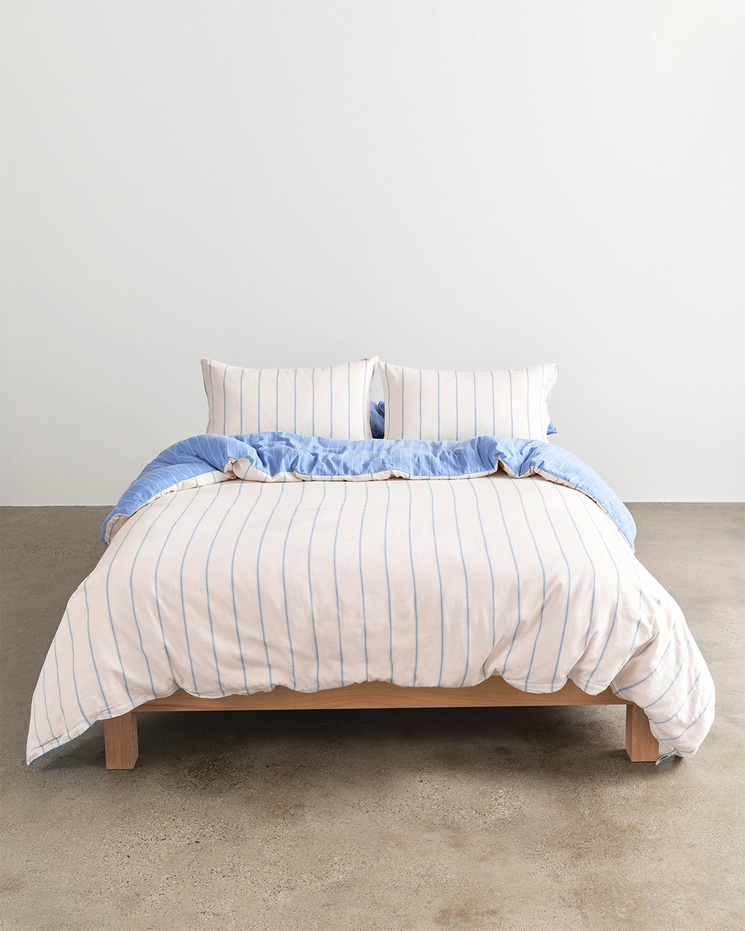 Versa Duvet Cover | Cloud & Capri