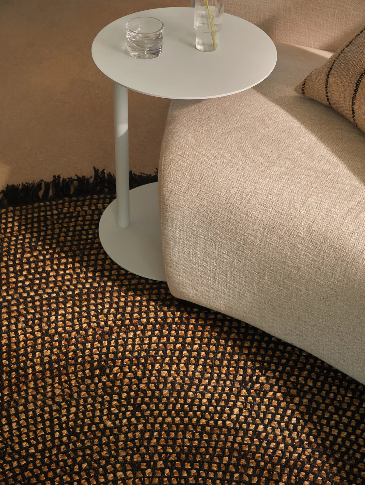 Reef Round Jute Rug | Black