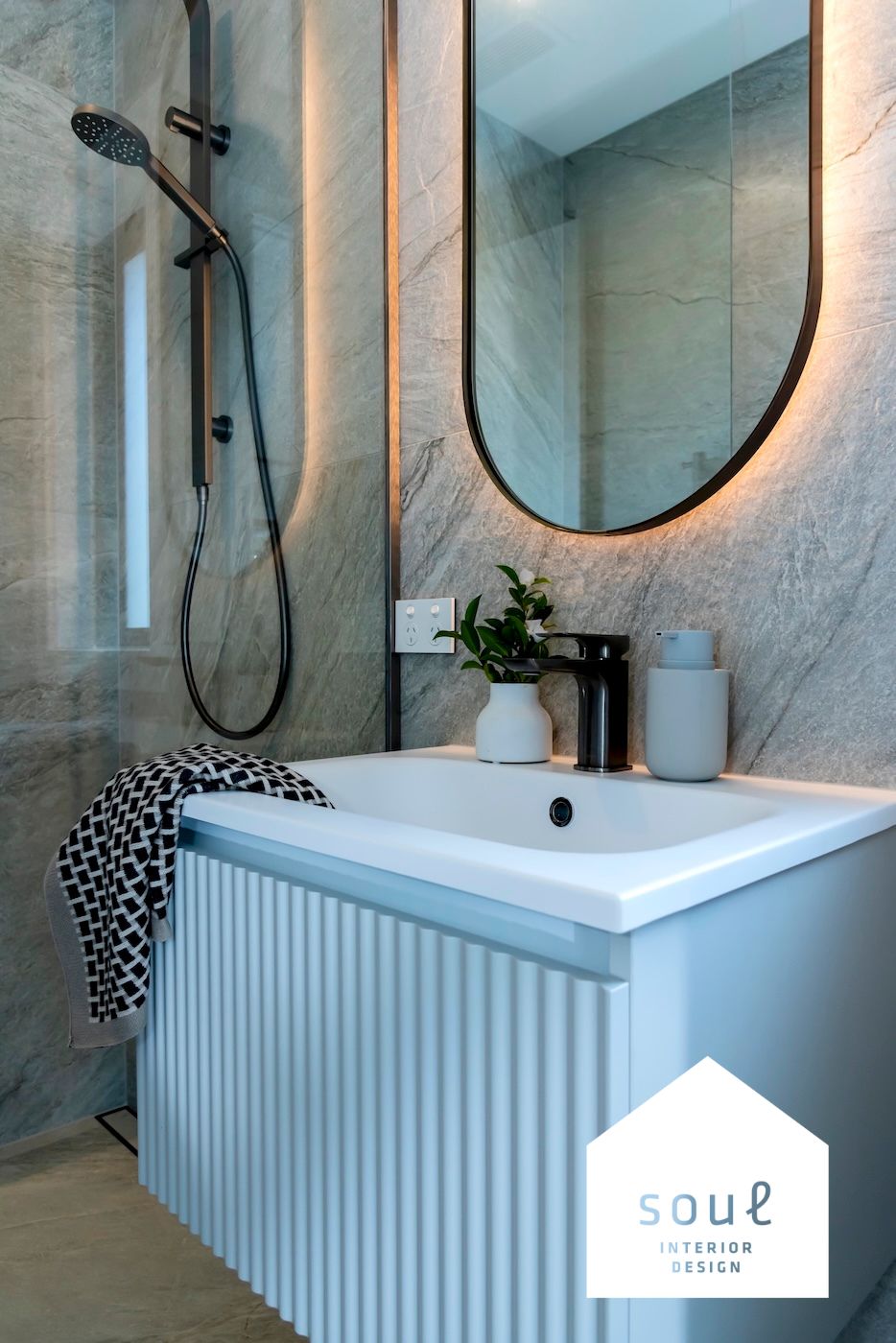 Hand Towel | Basento Graphite