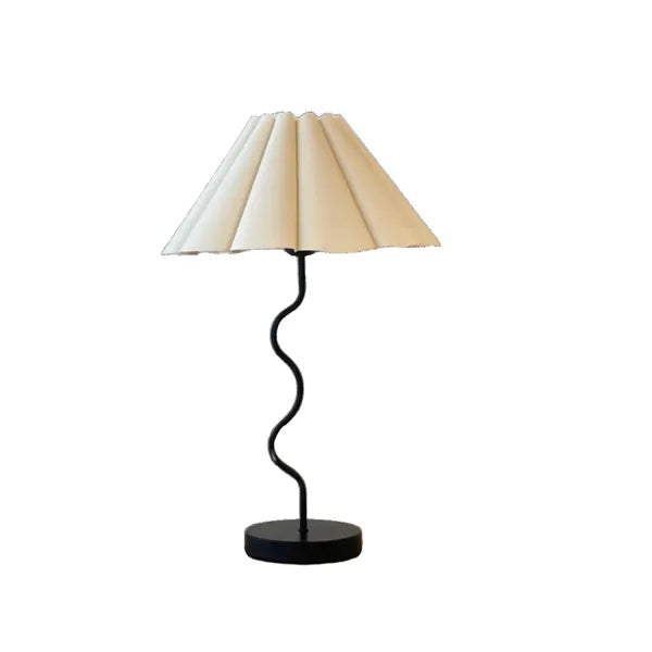 Wavy Lamp - Black