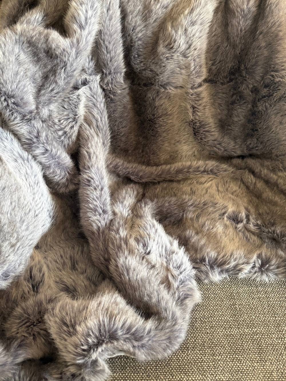 Silver Cloud Faux Fur Throw