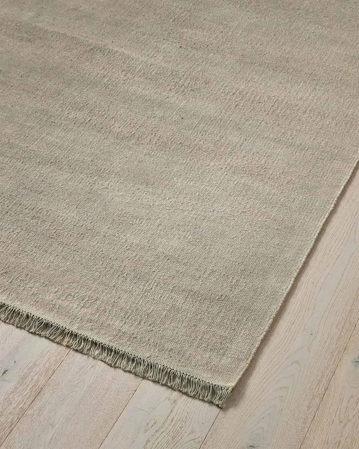 Emilio Linen Floor Rug | Oyster