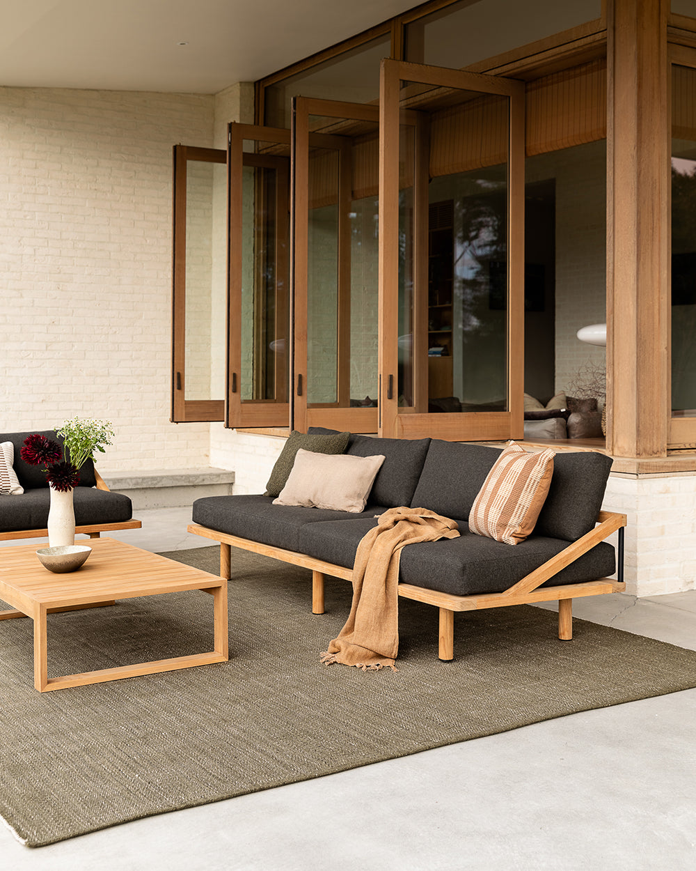 Lonsdale Indoor/ Outdoor Floor Rug | Olive