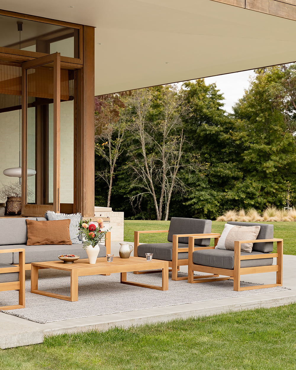 Rhodes Indoor/ Outdoor Floor Rug | Slate